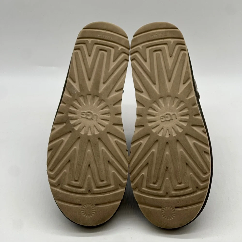 UGG Classic Street Graffiti Mini Boot. Size 9